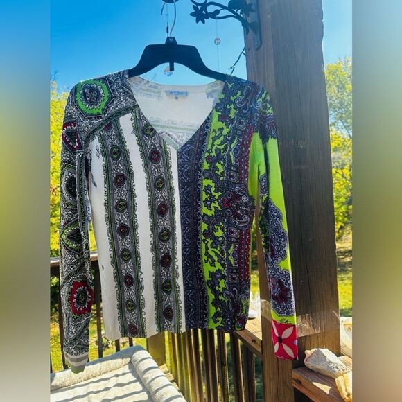 Etro Sweaters - Etro Sweater Gorgeous detail and color luxury Silk/Elastin blend SZ 40 EU US S